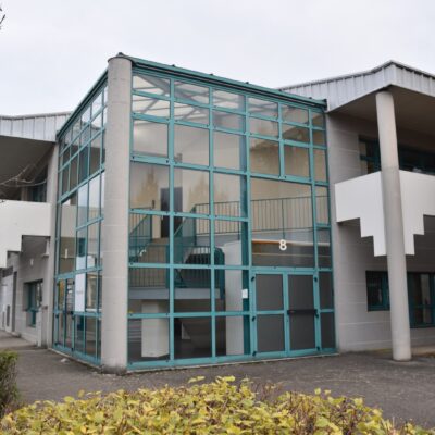 Bureaux A VENDRE de 197 m² non divisibles a BRON