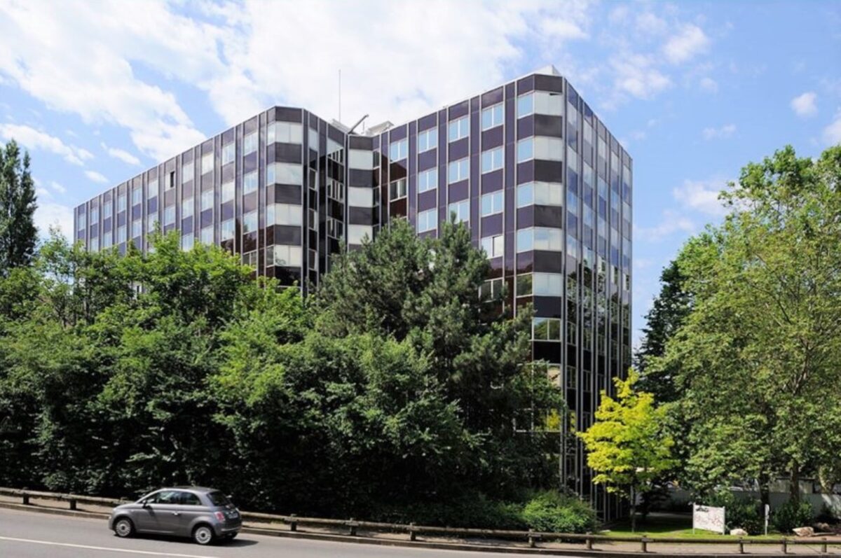 Bureaux A VENDRE de 358 m² non divisibles a LYON