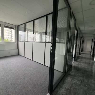 Bureaux A VENDRE OU A LOUER de 470 m² divisibles à partir de 132 m² a VILLEURBANNE