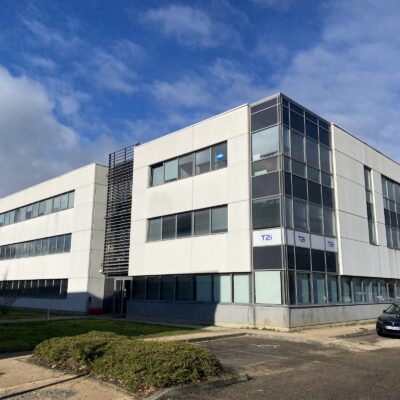 Bureaux A VENDRE de 1 096 m² divisibles à partir de 200 m² a DARDILLY