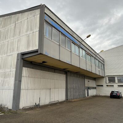 Locaux d'activité A VENDRE de 3 372 m² non divisibles a CALUIRE ET CUIRE