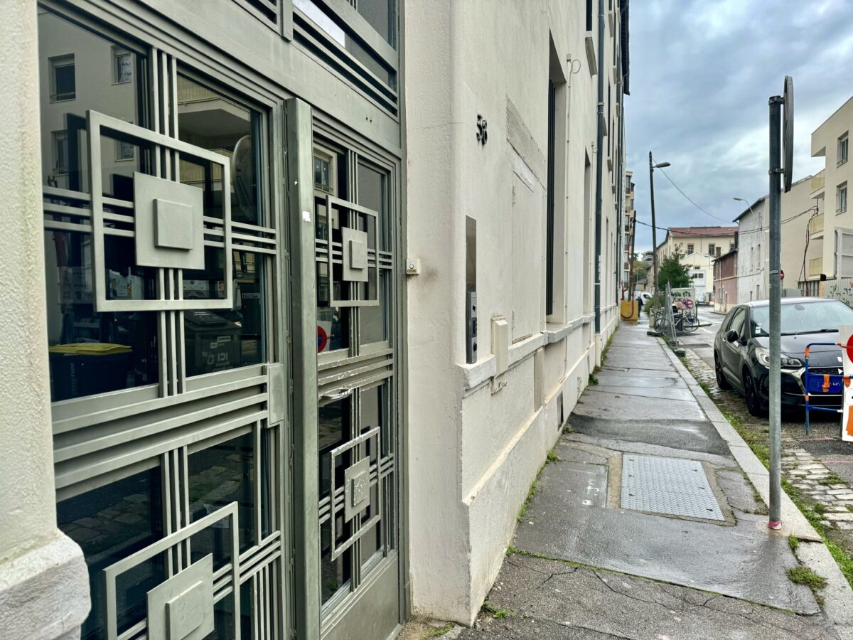 Bureaux A VENDRE de 380 m² non divisible a LYON