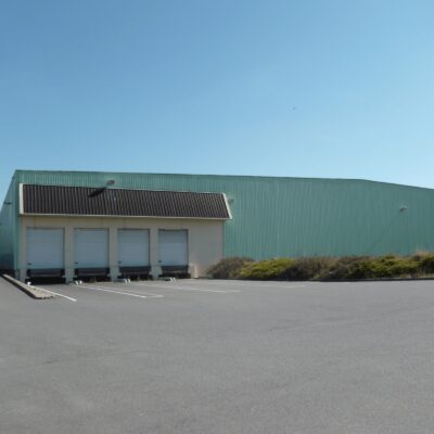 Locaux d'activité A LOUER de 2 200 m² non divisibles a Belleville-en-Beaujolais