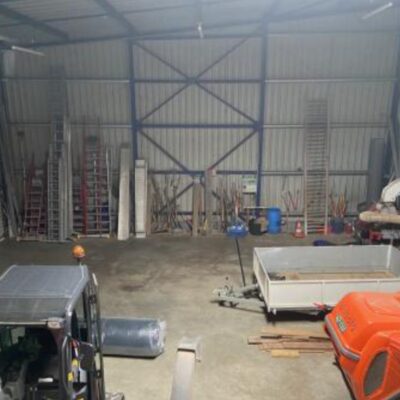 Locaux d'activité A LOUER de 1 188 m² divisibles à partir de 114 m² a FLEURIEU SUR SAONE