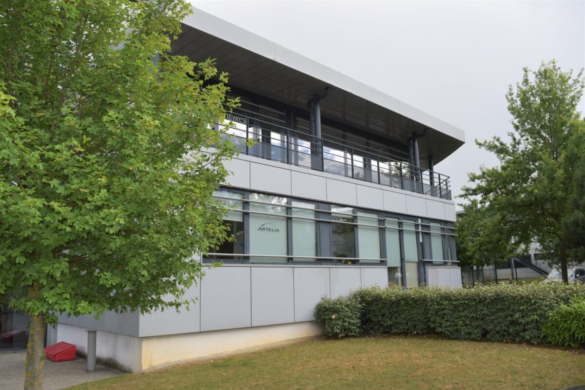 Bureaux A LOUER de 173 m² non divisibles a SAINT PRIEST