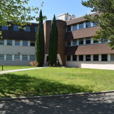 Bureaux A LOUER de 255 m² non divisibles a BRON