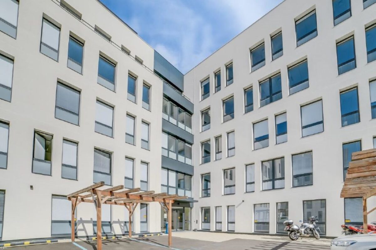 Bureaux A LOUER de 2 504 m² divisibles à partir de 190 m² a VILLEURBANNE