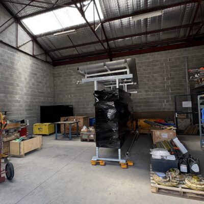 Locaux d'activité A LOUER de 200 m² non divisibles a FEYZIN