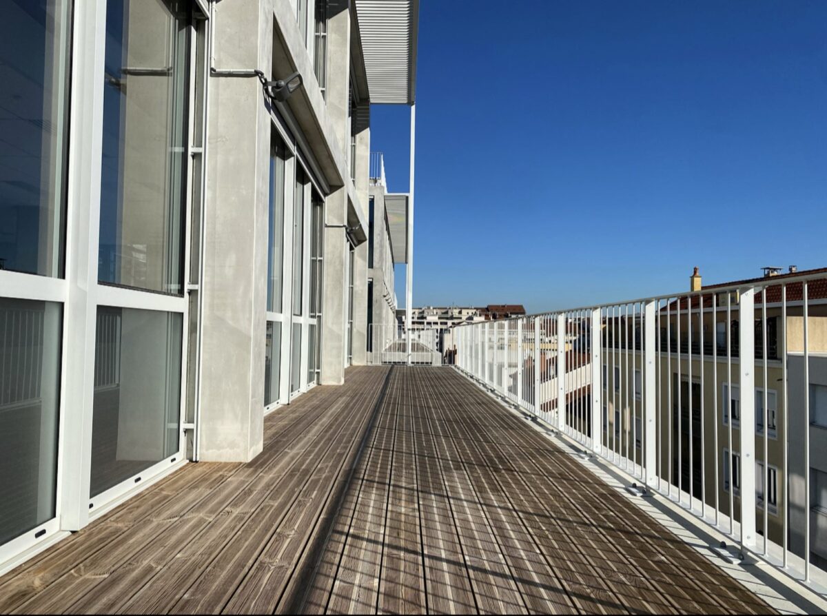 Bureaux A LOUER de 922 m² divisibles à partir de 123 m² a VILLEURBANNE