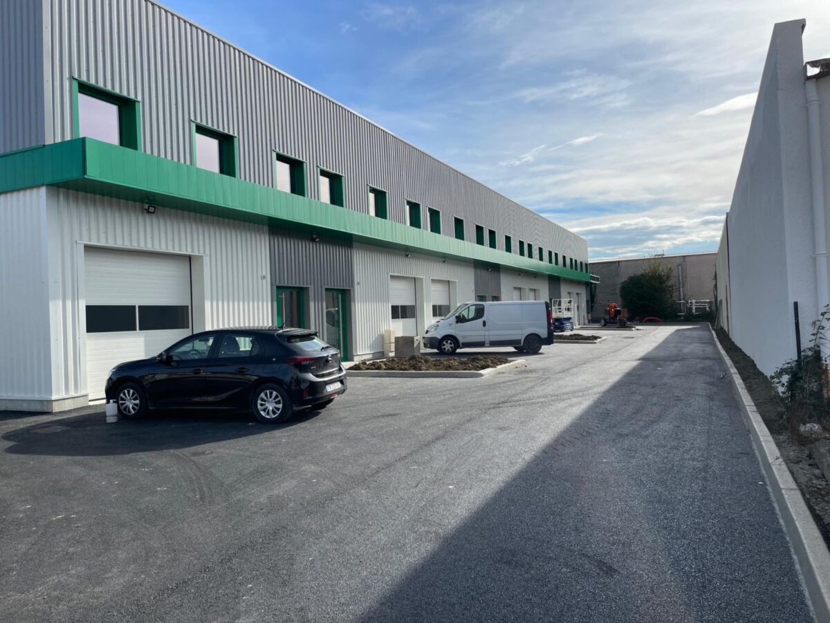 Locaux d'activité A LOUER de 154 m² non divisibles a MIONS