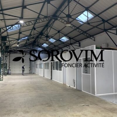 Locaux d'activité A LOUER de 1 351 m² divisibles à partir de 280 m² a VENISSIEUX