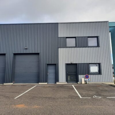 Locaux d'activité A LOUER de 168 m² non divisibles a GENAY