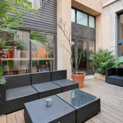 Bureaux A VENDRE OU A LOUER de 497 m² non divisibles a LYON