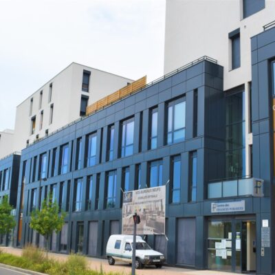 Bureaux A LOUER de 991 m² divisibles à partir de 156 m² a VAULX EN VELIN