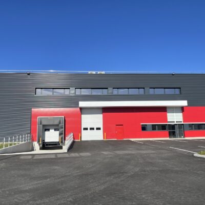 Locaux d'activité A LOUER de 554 m² non divisibles a HEYRIEUX