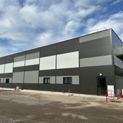 Locaux d'activité A LOUER de 10 322 m² divisibles à partir de 518 m² a JANNEYRIAS