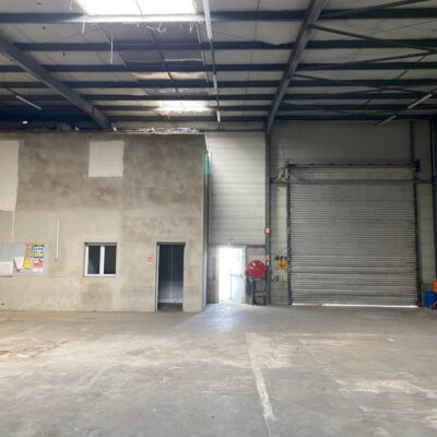 Locaux d'activité A LOUER de 1 000 m² non divisibles a TOUSSIEU