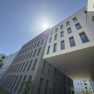 Bureaux A VENDRE OU A LOUER de 7 156 m² divisibles à partir de 359 m² a VILLEURBANNE