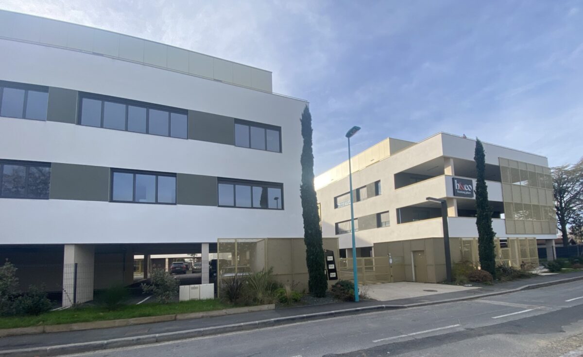 Bureaux A LOUER de 751 m² divisibles à partir de 111 m² a DARDILLY