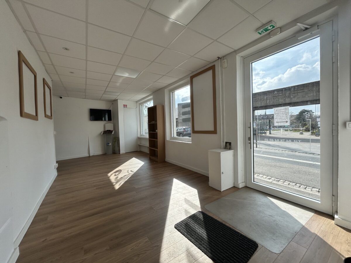 Bureaux A LOUER de 90 m² non divisibles a LYON