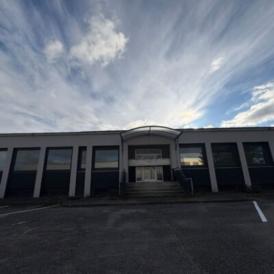 Locaux d'activité A VENDRE de 854 m² a CHASSIEU