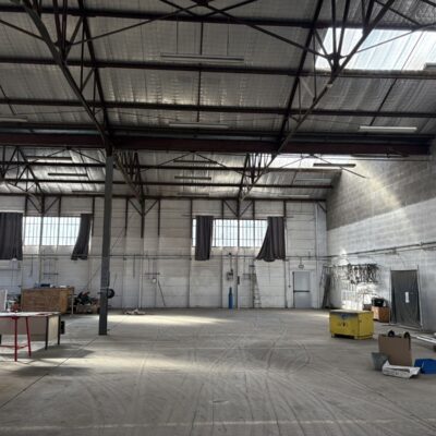 Locaux d'activité A LOUER de 1 025 m² non divisibles a FEYZIN