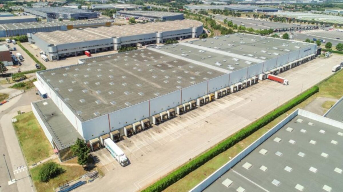 Locaux d'activité A LOUER de 26 428 m² non divisibles a SAINT QUENTIN FALLAVIER