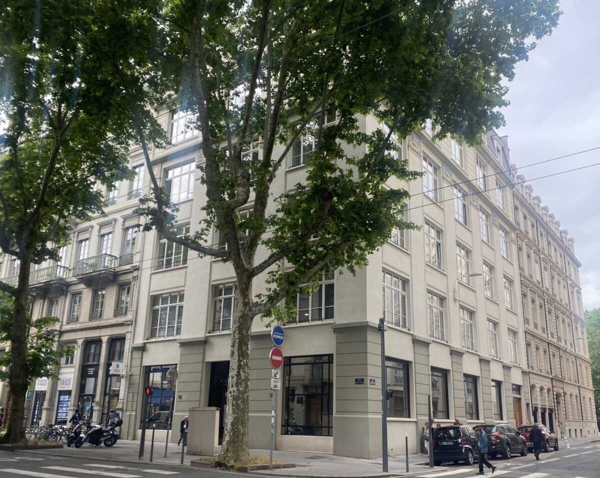 Bureaux A LOUER de 465 m² divisibles à partir de 100 m² a LYON