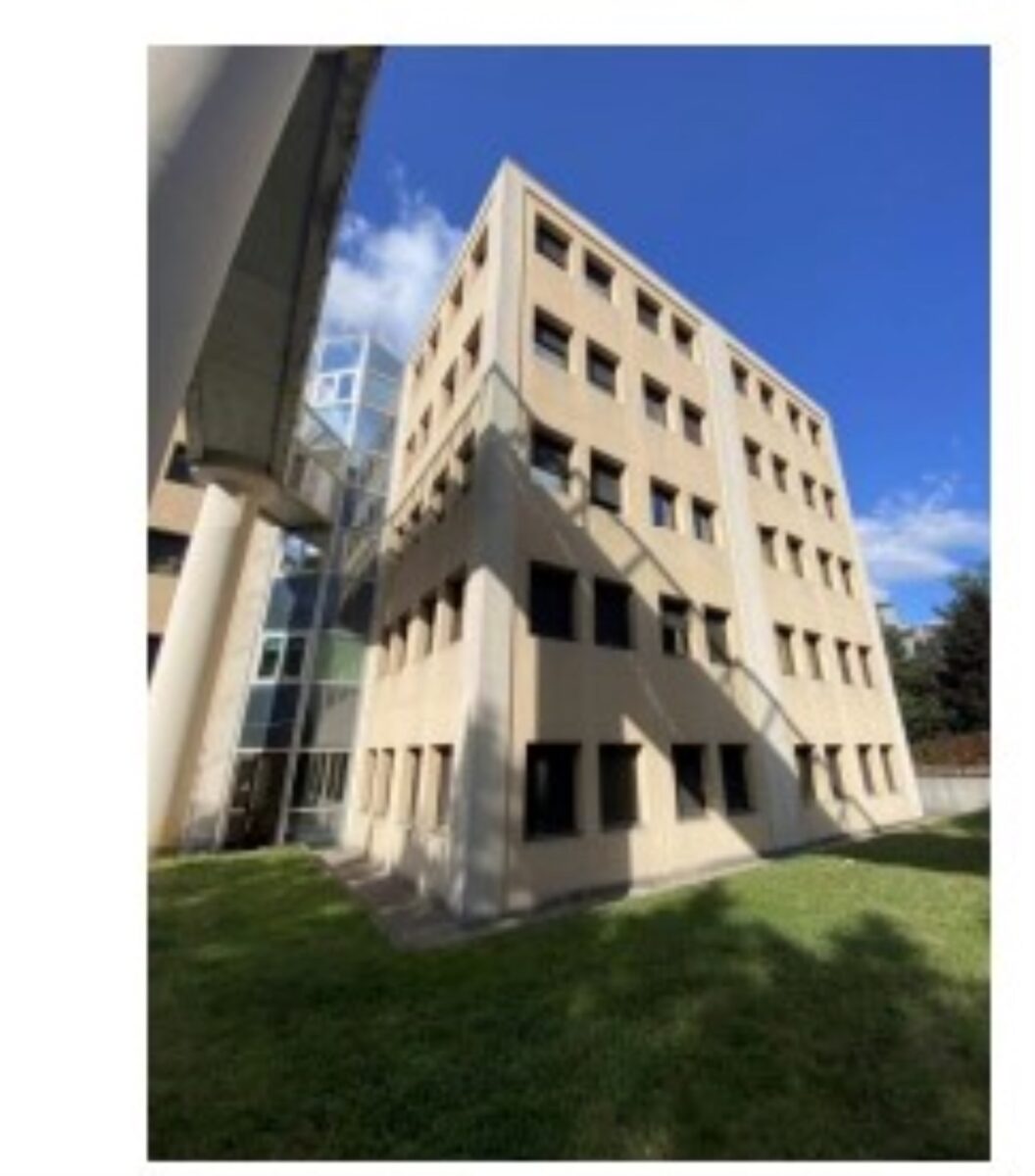 Bureaux A VENDRE OU A LOUER de 508 m² divisibles à partir de 177 m² a VILLEURBANNE