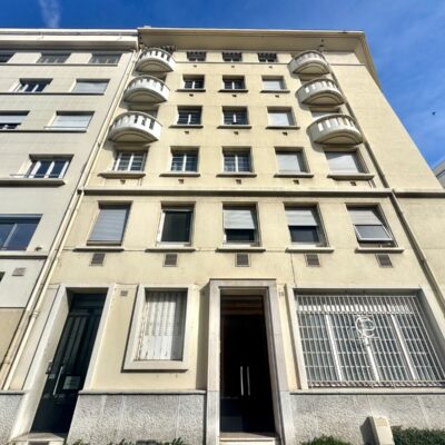 Bureaux A VENDRE de 197 m² non divisibles a LYON