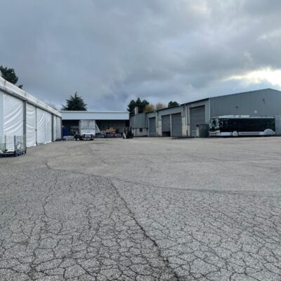 Locaux d'activité A VENDRE OU A LOUER de 1 700 m² non divisibles a DAVEZIEUX