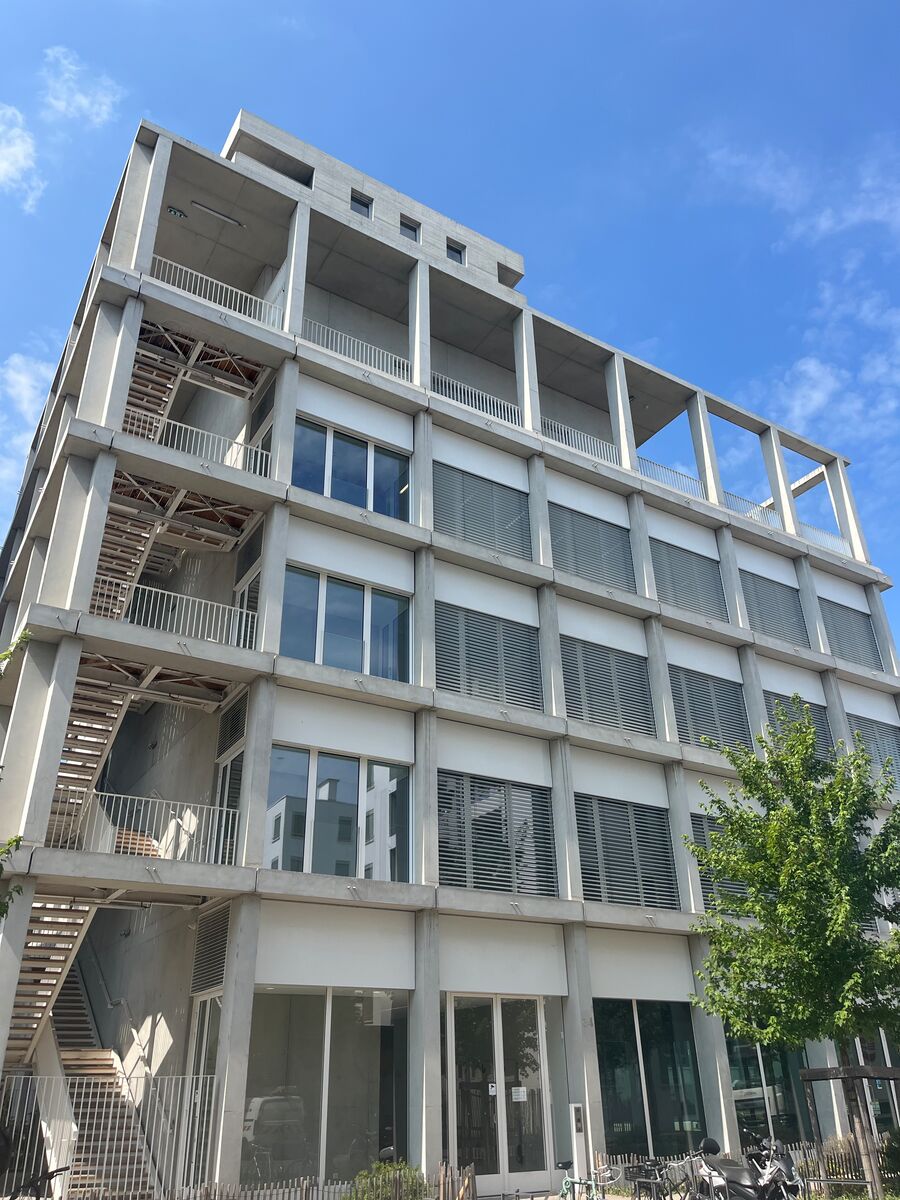 Bureaux A VENDRE de 405 m² divisibles à partir de 161 m² a LYON