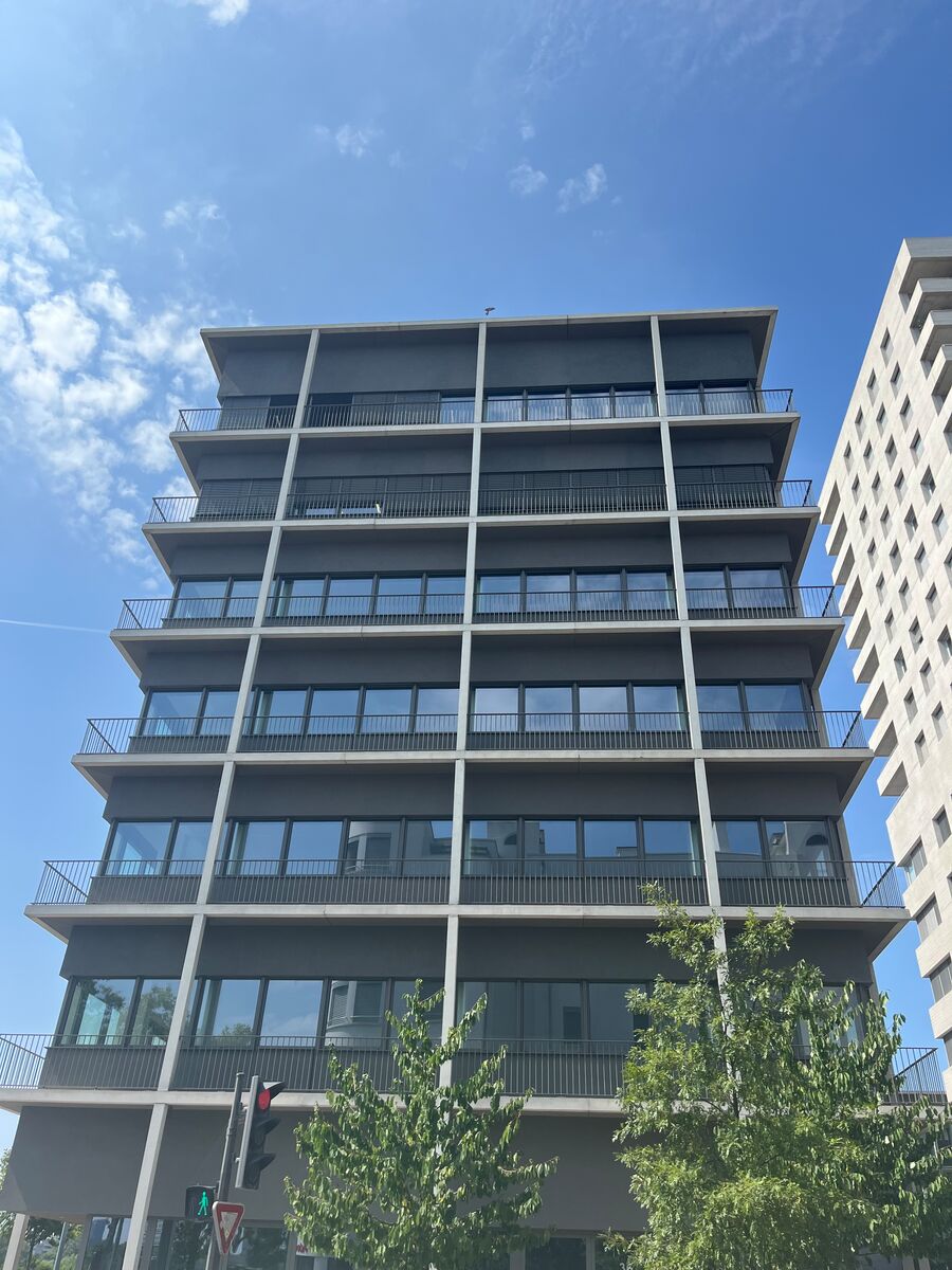Bureaux A VENDRE de 1 469 m² divisibles à partir de 280 m² a LYON