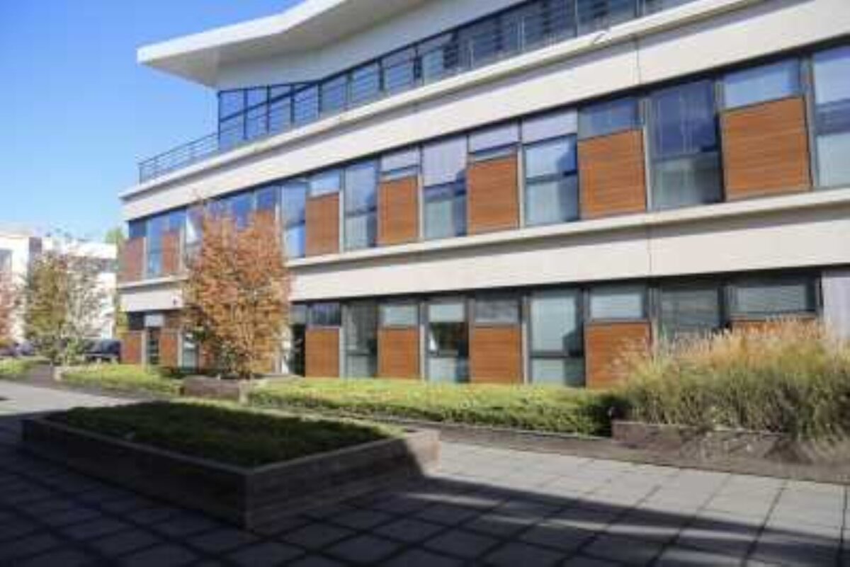 Bureaux A LOUER de 370 m² non divisibles a DARDILLY