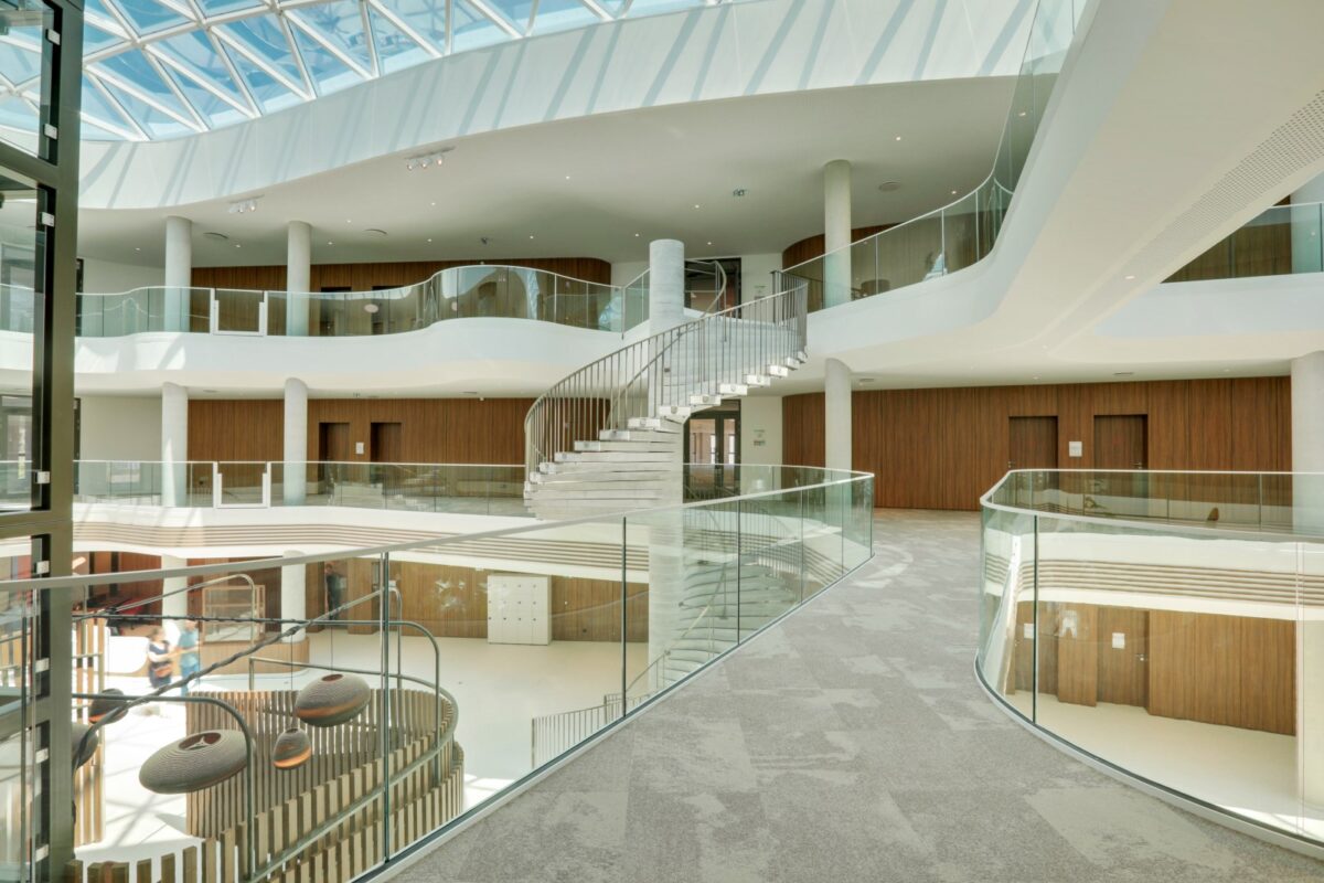 Bureaux A LOUER de 9 157 m² divisibles à partir de 652 m² a LIMONEST