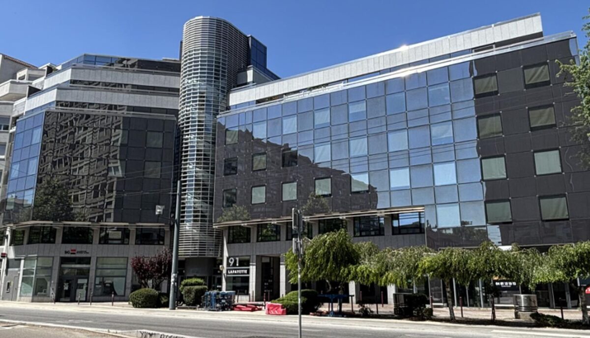 Bureaux A VENDRE de 93 m² non divisibles a LYON