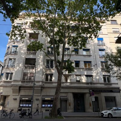 Bureaux A VENDRE de 157