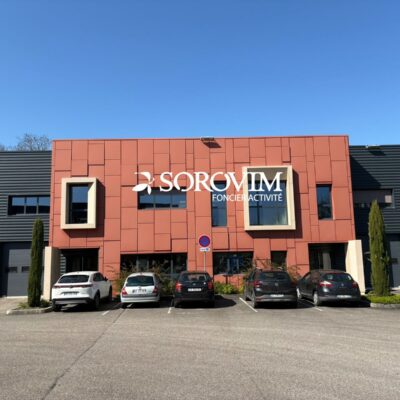 Locaux d'activité A VENDRE de 840 m² non divisibles a DARDILLY