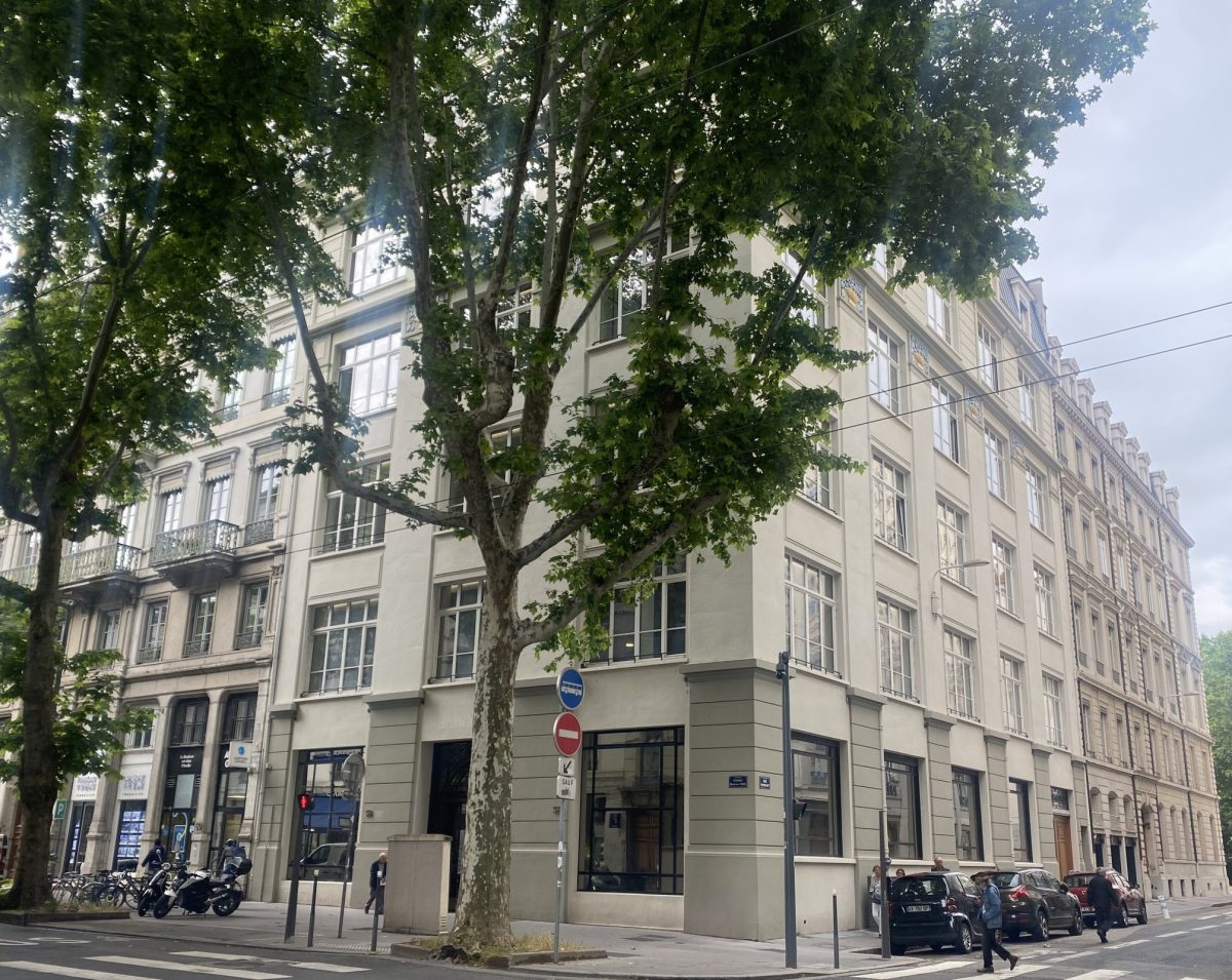 Bureaux A LOUER de 465 m² divisibles à partir de 100 m² a LYON